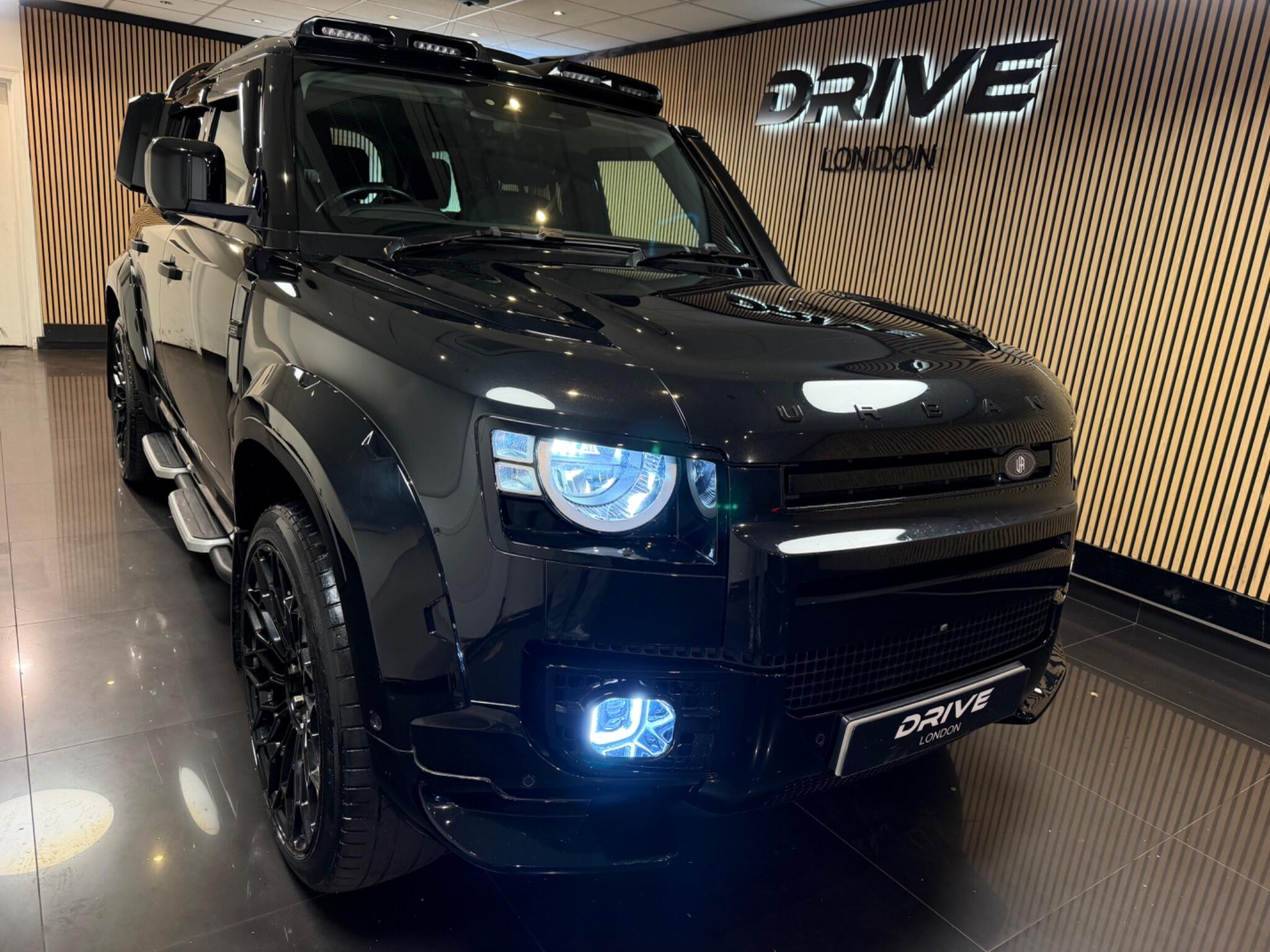 Land Rover Defender 110